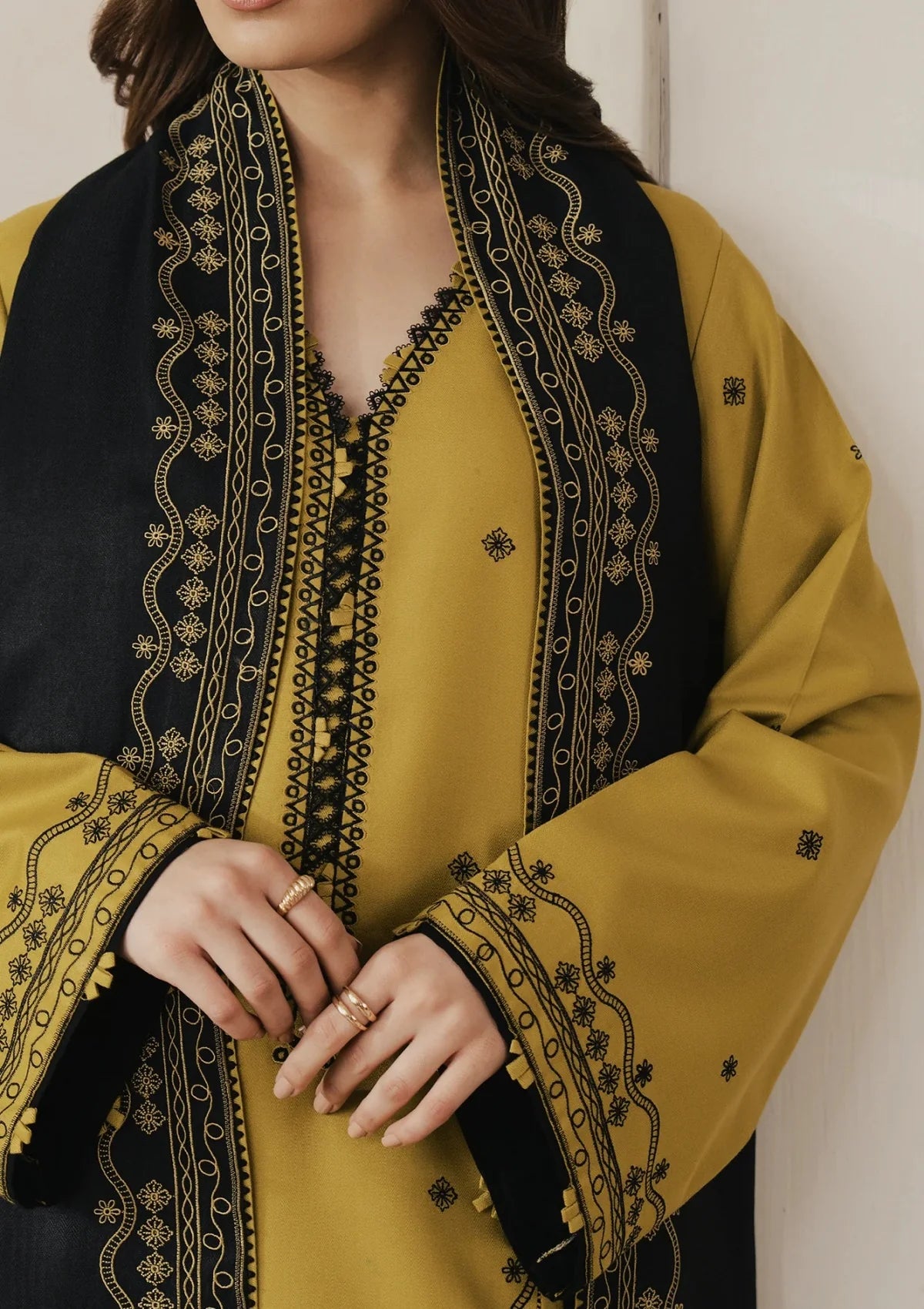 MP33133 - Maliha winter  Embroidered Dhanak Unstitched 25