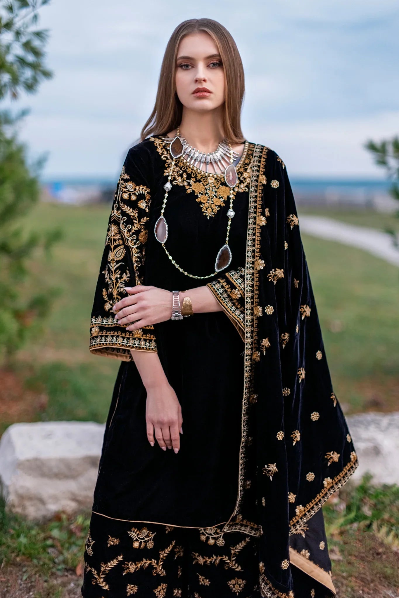MP1103 - Unstitched 3PCs Embroidered Velvet Dress With Embroidered Velvet Shawl